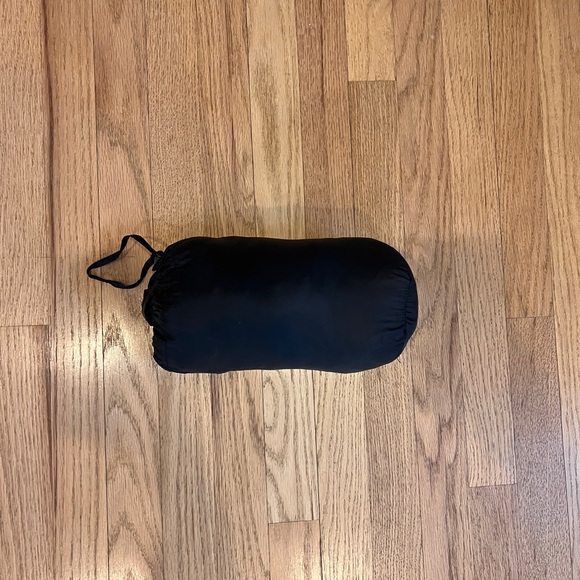 Packable jacket - Picture 3 of 3